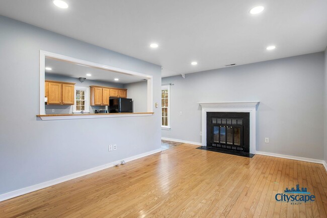 Building Photo - ADORABLE RANCHER IN CHESTERFIELD