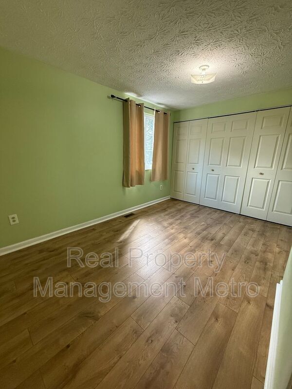 Building Photo - 8257 Mary Lee Ln
