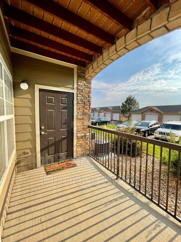 Building Photo - 3045 Blue Sky Cir