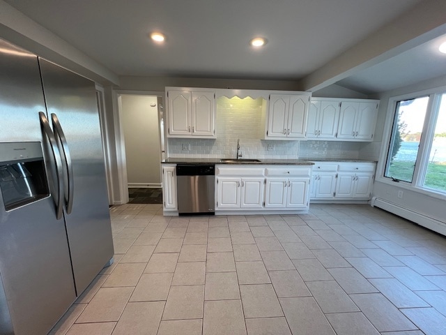 Building Photo - Weed Ave