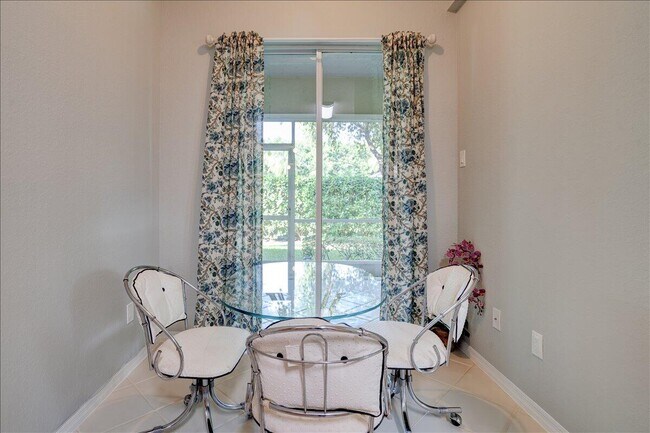 Building Photo - 10173 Andover Coach Cir