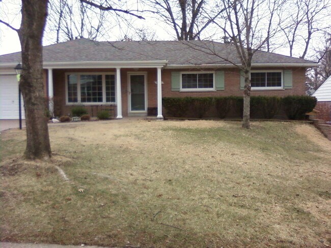 Building Photo - 8112 Edinburgh Dr