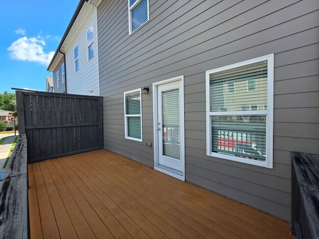 Building Photo - 3779 Oxford Cir
