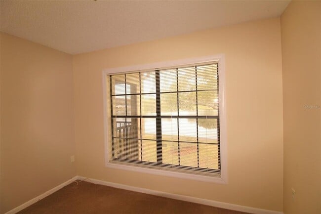 Building Photo - 3400 Crystal Ct W