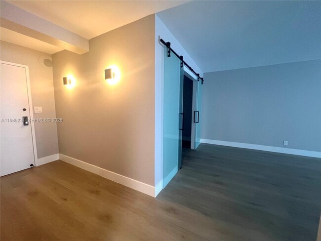 Building Photo - 2401 Collins Ave