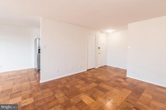 Building Photo - 1545 18th St NW