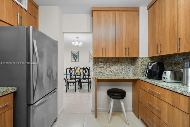 Building Photo - 300 Bayview Dr