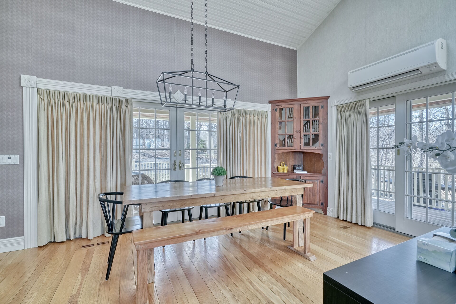 Building Photo - 5265 Old West Lake Rd