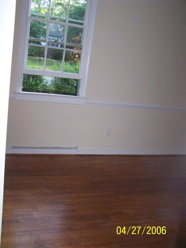 Building Photo - 7512 Westfield Rd