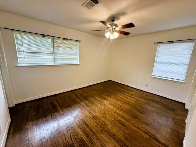 Building Photo - 7406 Janak Dr