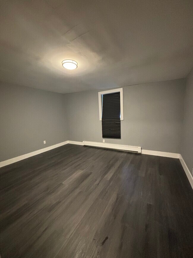 Building Photo - 495 Clinton Ave