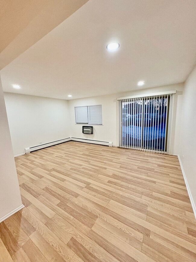 Building Photo - 1557 Jill Ct