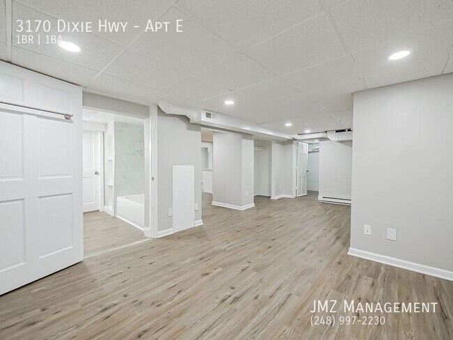 Building Photo - 3170 Dixie Hwy