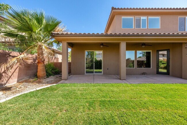 Building Photo - 2735 E Auburn Cir