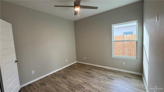 Building Photo - 19 N 43rd St