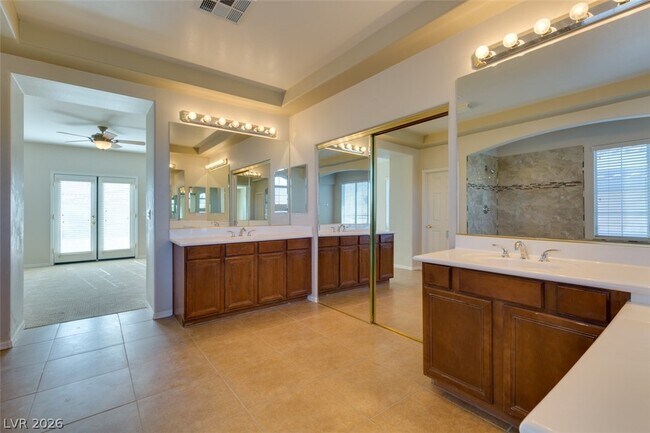 Building Photo - 11397 Orazio Dr