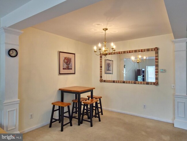 Building Photo - 1037 Lexus Way