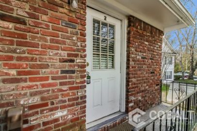 Building Photo - 987 Collier Rd NW