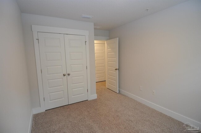 Building Photo - 1535 Iroquois Ct