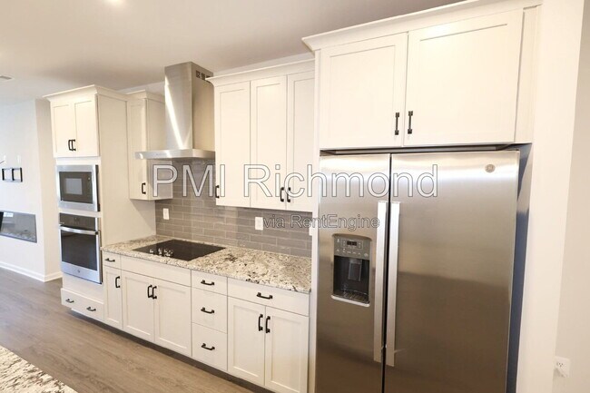 Building Photo - 13273 Coalfield Station Ln