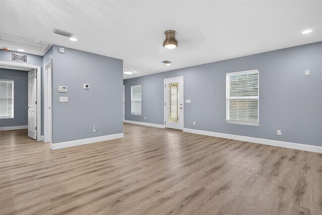 Building Photo - 12909 Star Country Ln