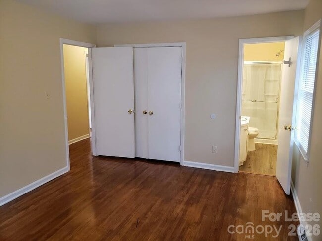 Building Photo - 5209 Caravel Ct