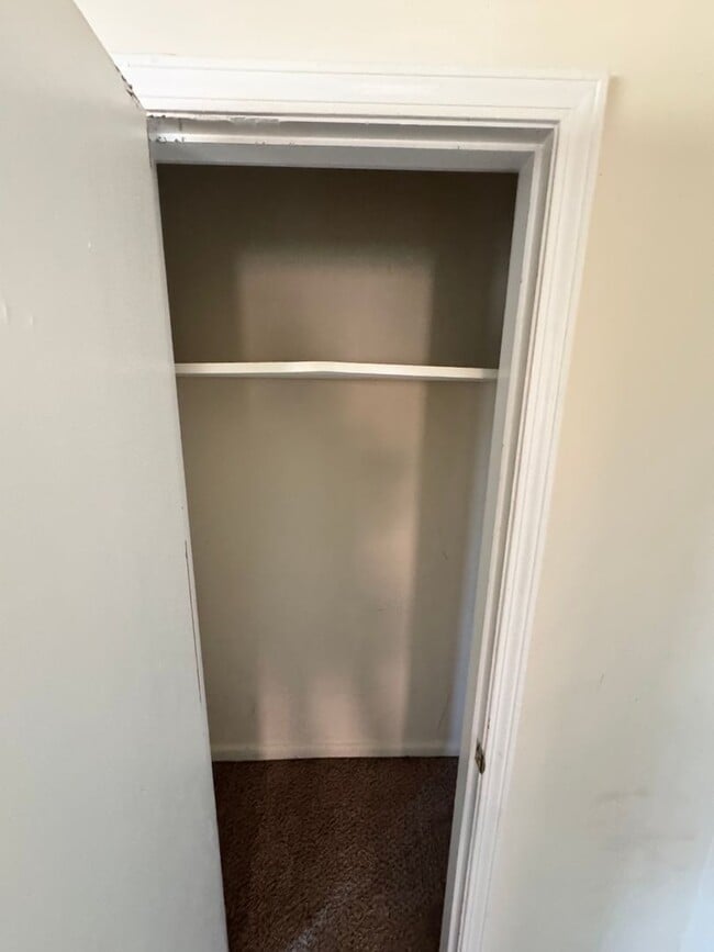 Building Photo - 128 Woodland Ave