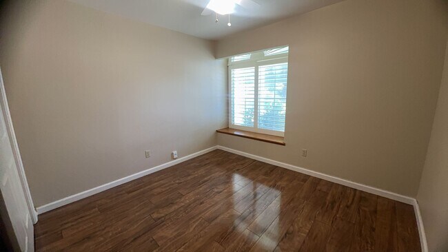 Building Photo - 1617 Cashmere Dr