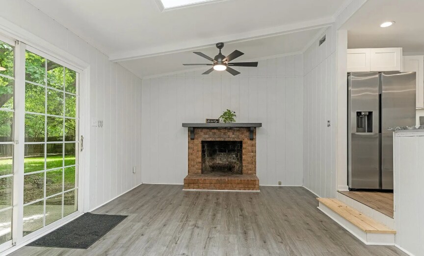 Building Photo - 406 Wilcrest Dr