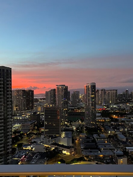 View from Lanai - 629 Keeaumoku St