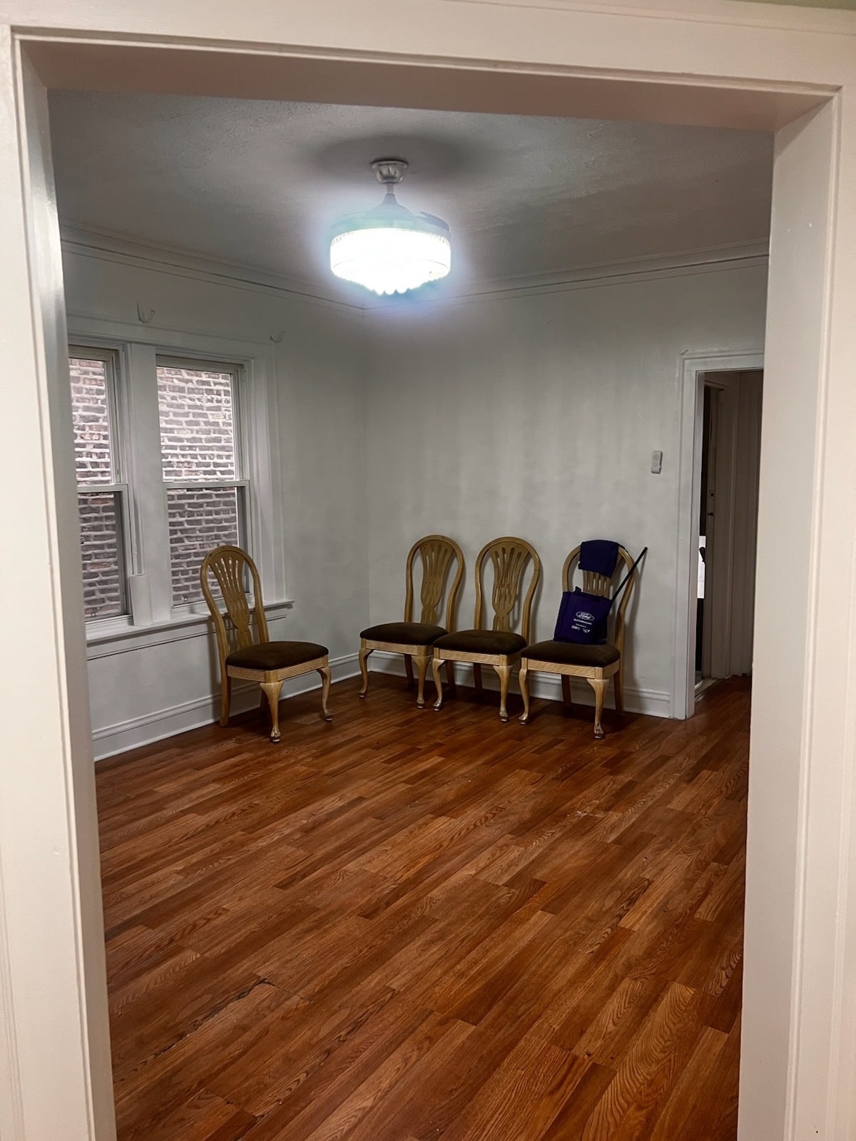 Building Photo - 6113 S Sacramento Ave