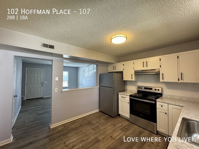 Building Photo - 102 Hoffman Pl