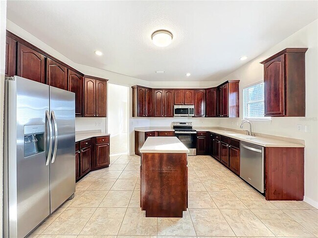 Building Photo - 10817 Masters Dr