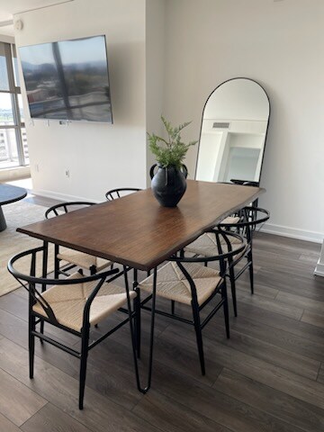 Building Photo - 15 MacArthur Pl