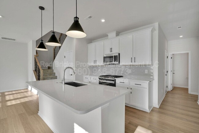 Building Photo - 8817 Arrington Hall