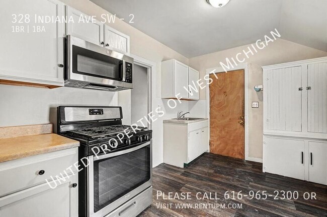 Building Photo - 328 Indiana Ave SW