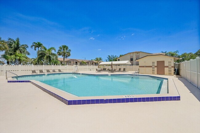 Building Photo - 9503 Boca Cove Cir