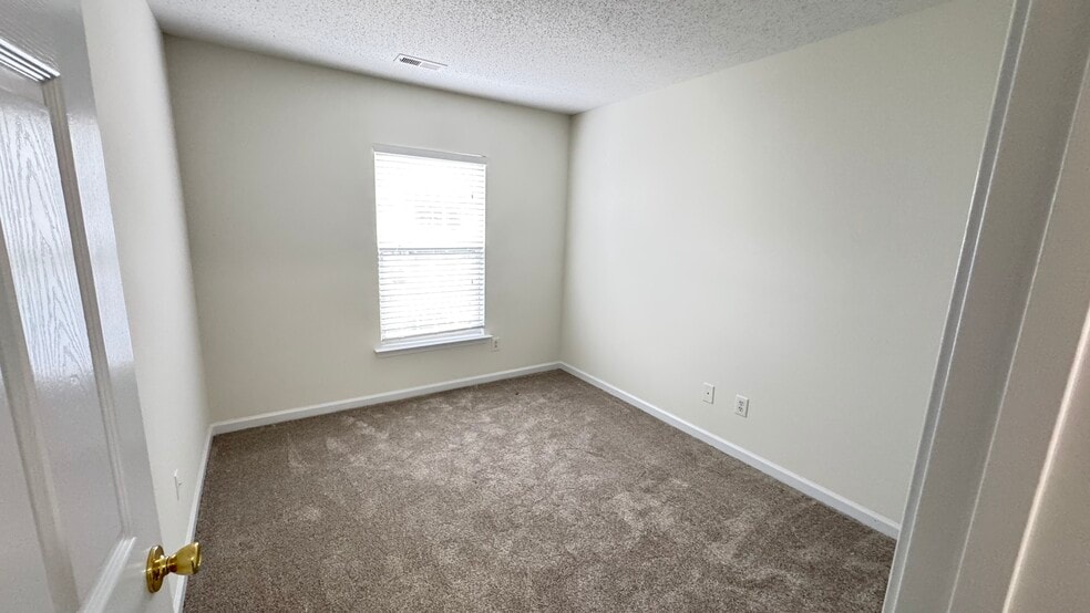 Bed Room 2 - 213 Canyon Lake Cir