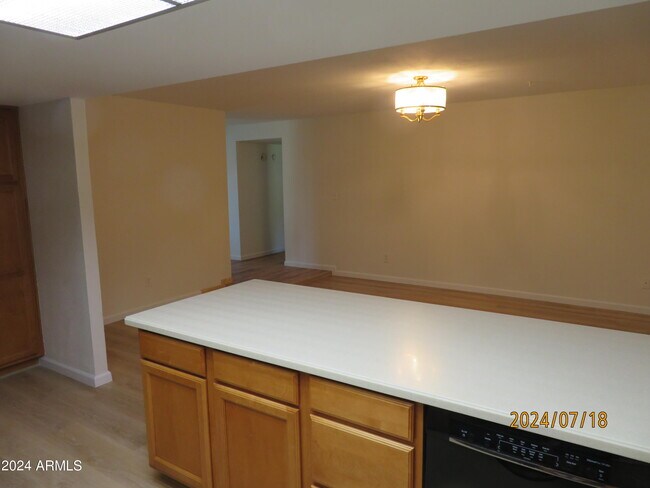Building Photo - 11246 N 50th Dr