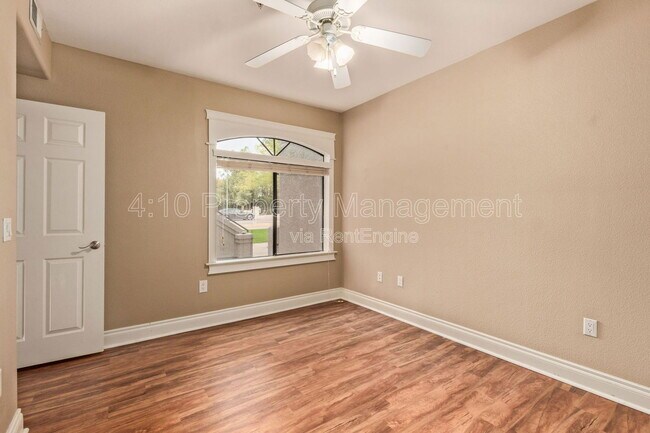 Building Photo - 15095 N Thompson Peak Pkwy