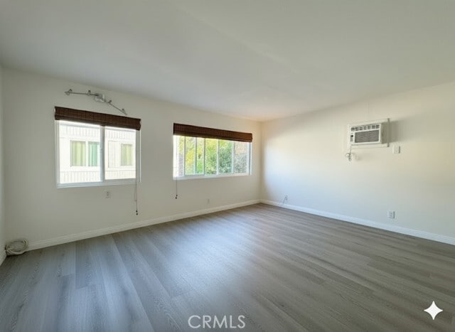 Building Photo - 470 S Los Robles Ave