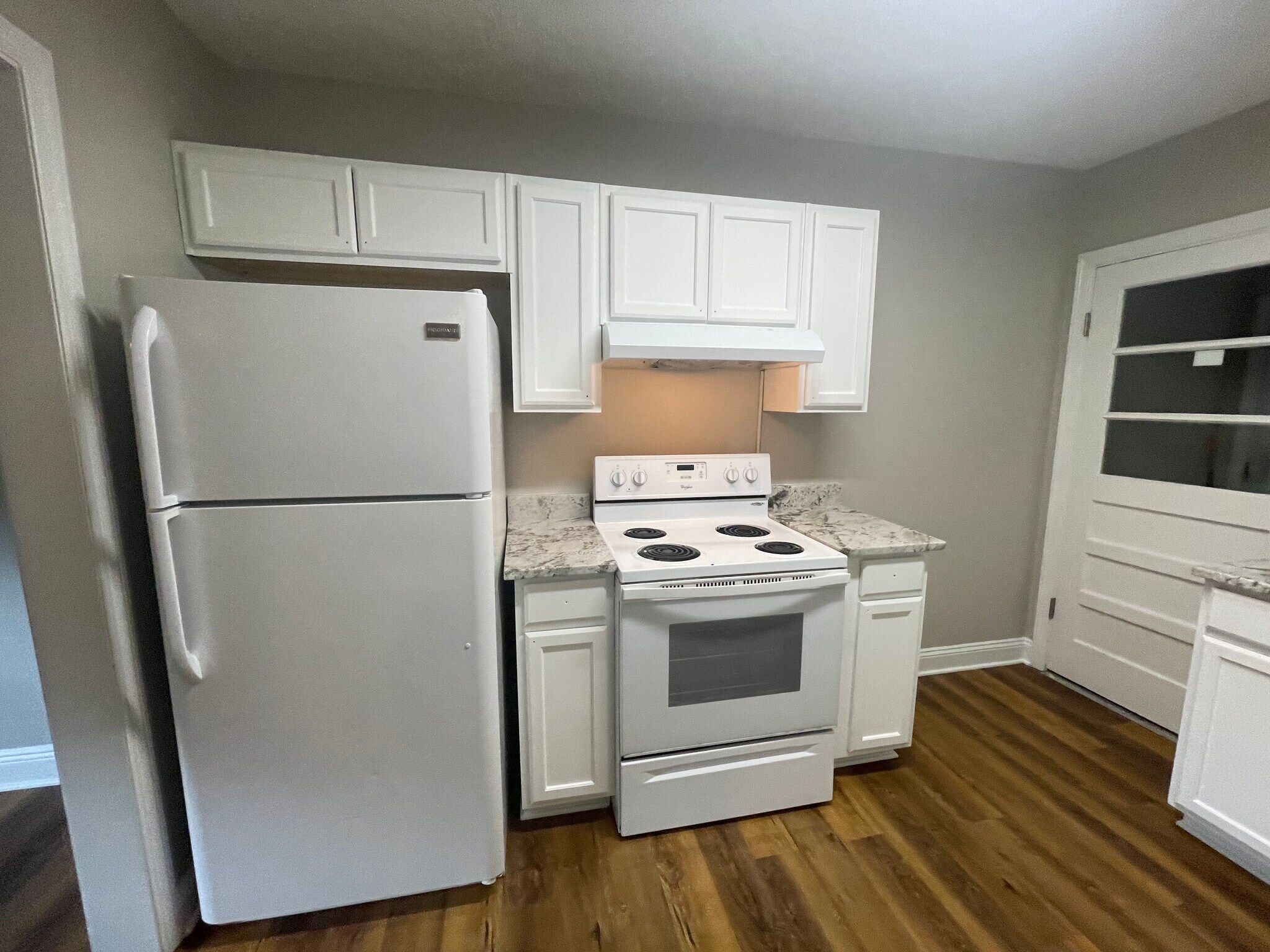 Kitchen - 124 W 4th Ave