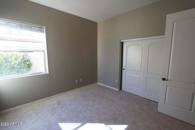 Building Photo - 1750 E Ocotillo Rd