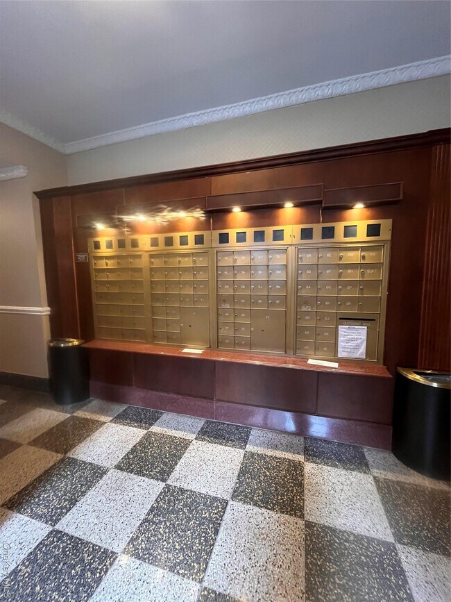 Building Photo - 30-06 29th St