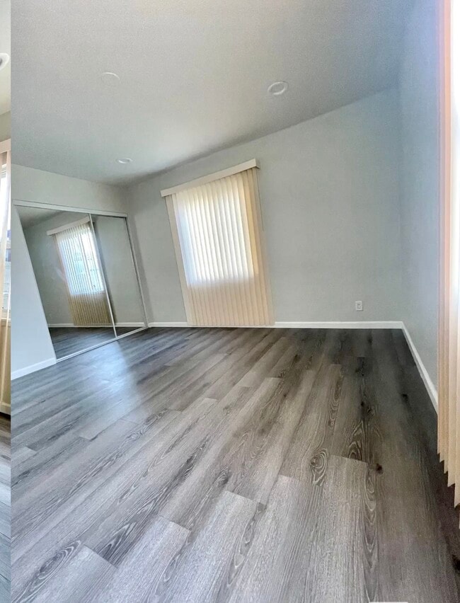 Building Photo - 7949 Clearfield Ave