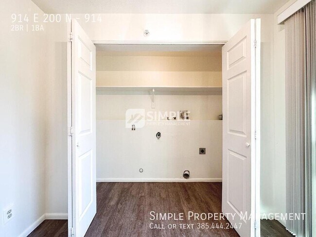 Building Photo - 914 E 200 N
