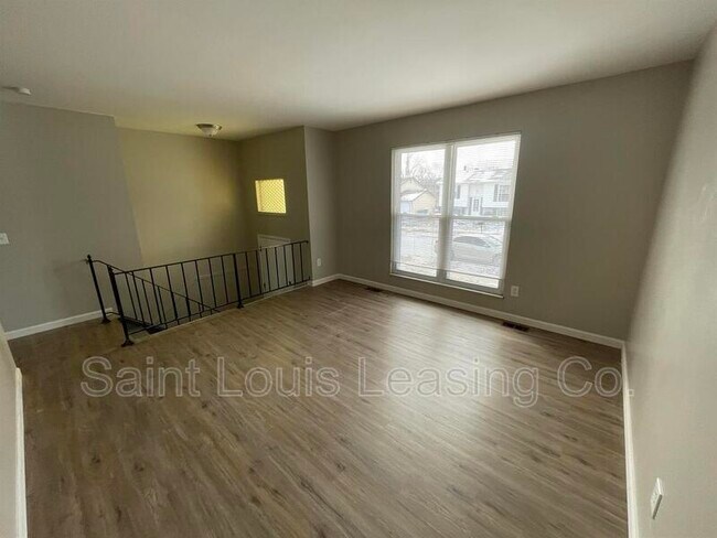 Building Photo - 1657 Ventnor Pl