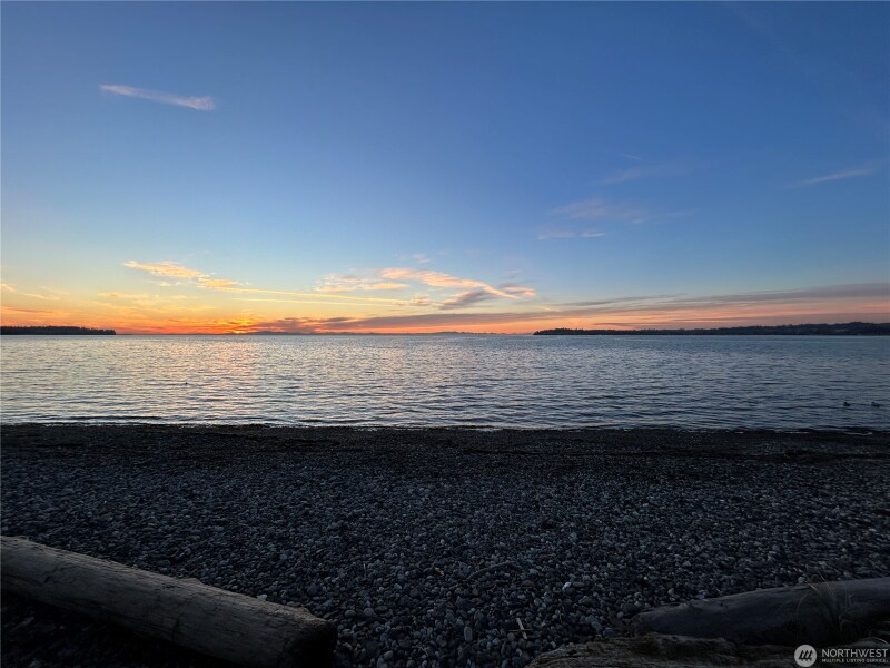 Building Photo - 7806 Birch Bay Dr