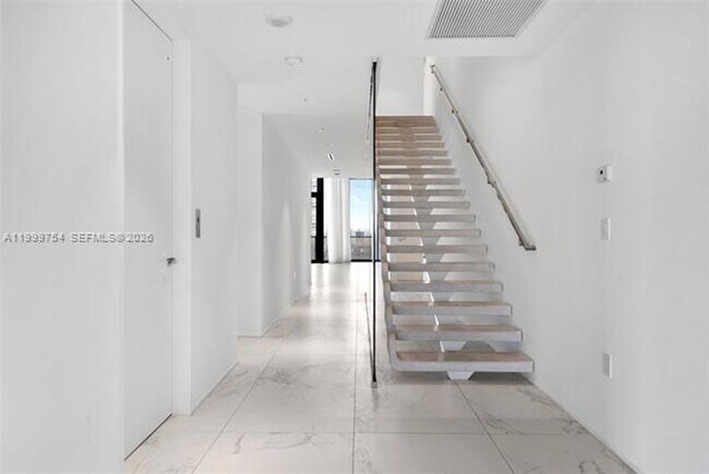 Building Photo - 1000 Biscayne Blvd