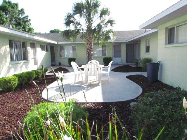 Building Photo - 419 Duchess Ct